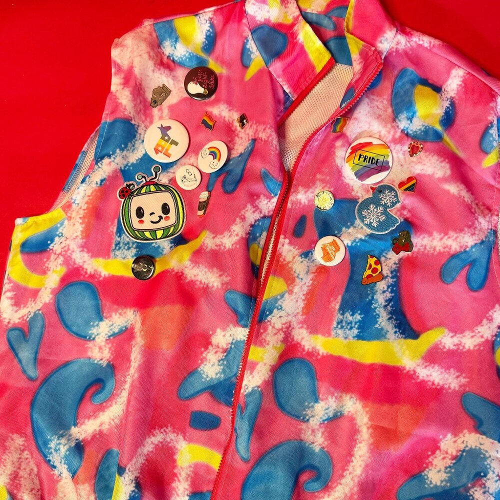 Vintage Upcycled Pride Festival Set – LGBT Patchwork Vest with Pins - Picture 6 of 12
